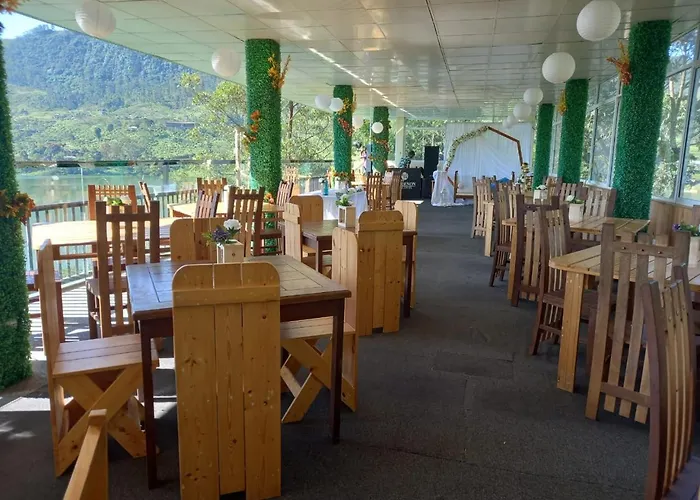 Hatton Summer House